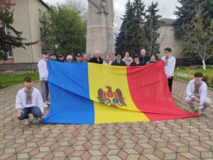 Miting conscacrat Zilei Drapelului de Stat